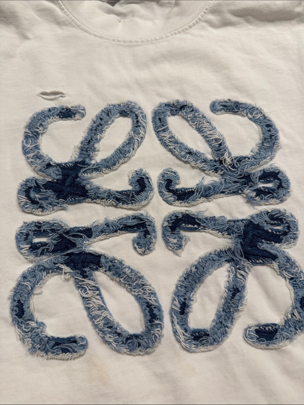 Loewe White Short Sleeve Graphic Tee with Blue  denim Motif - Picture 2 of 9